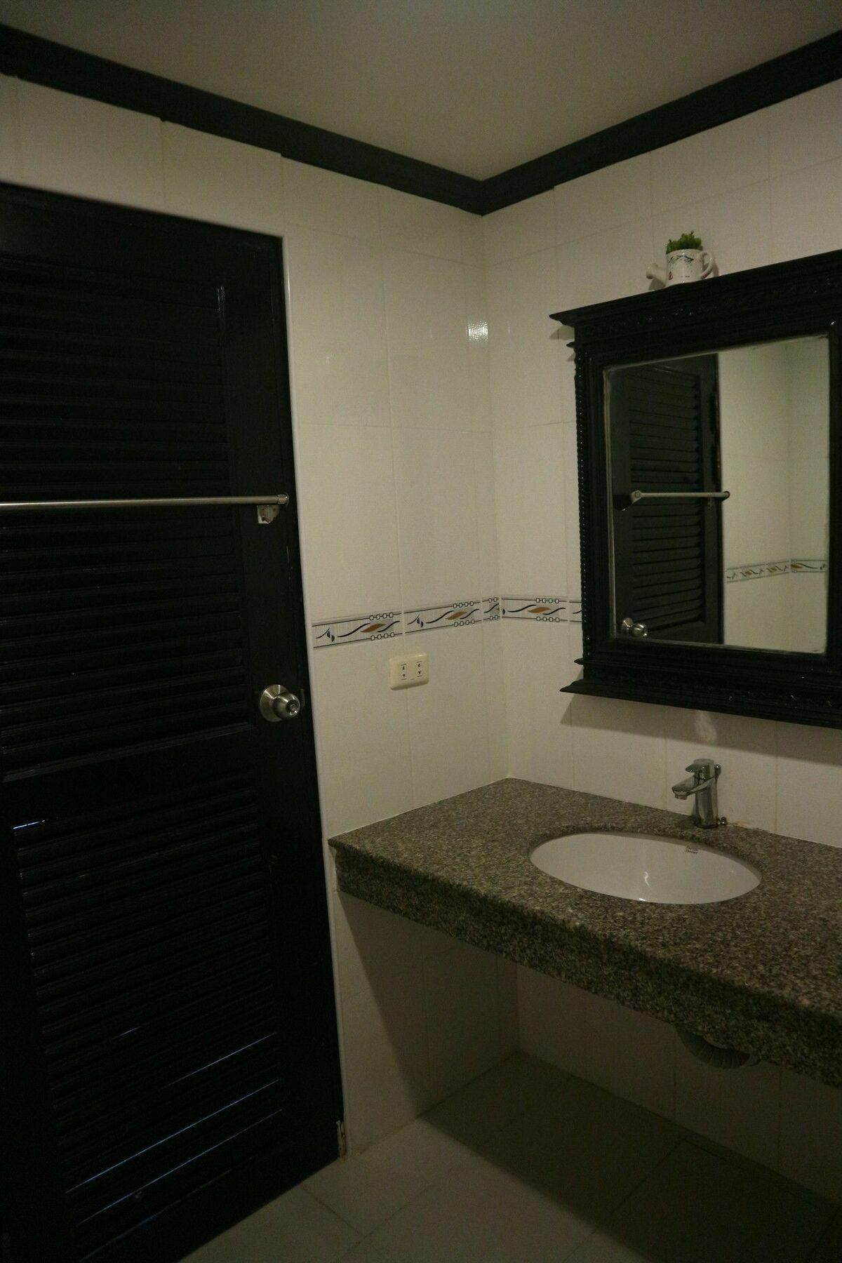 Patong Holiday Dream Hotel Экстерьер фото