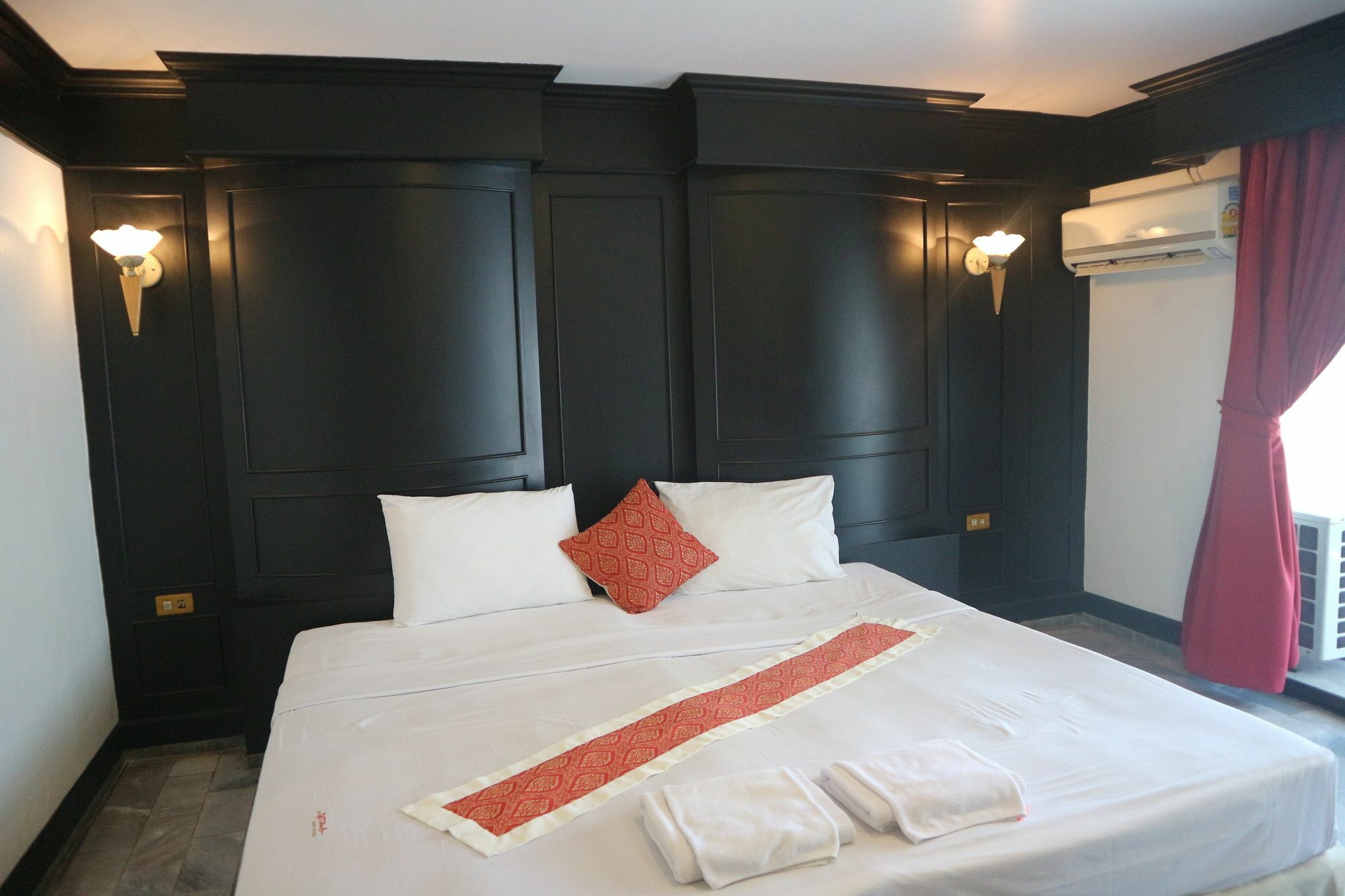 Patong Holiday Dream Hotel Экстерьер фото